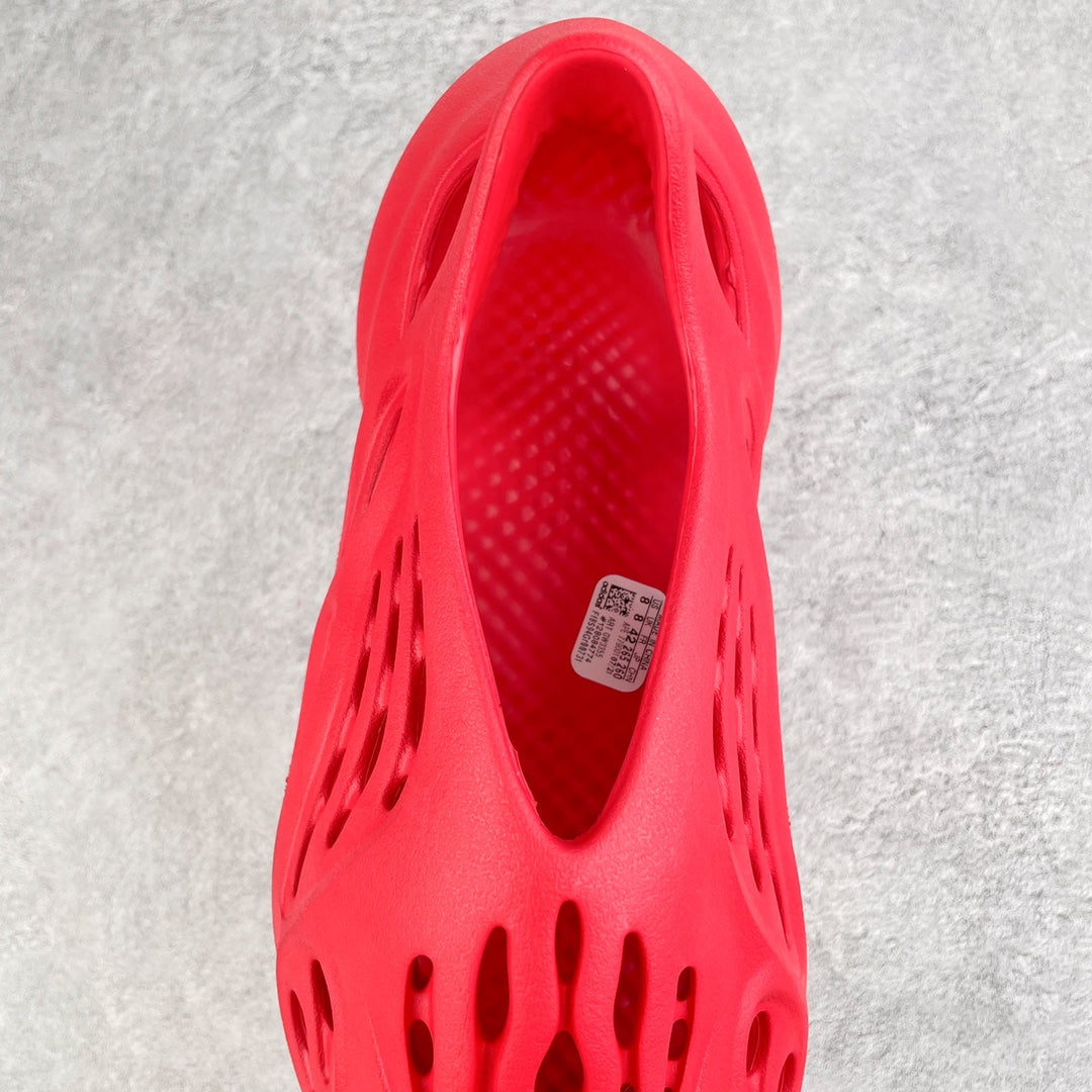 Foam Runner “Vermilion”