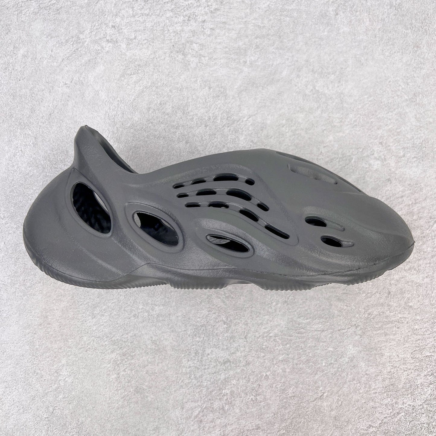 Foam Runner “Onyx”
