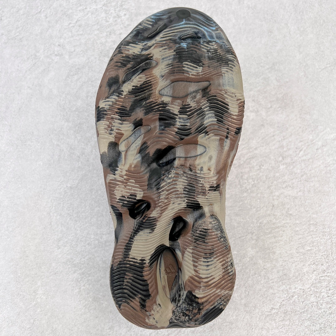 Foam Runner “Cinder”