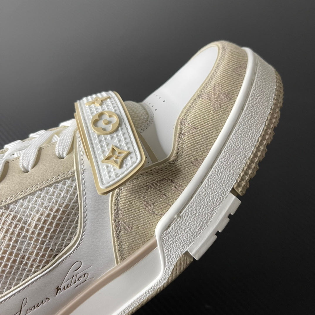 Louis Vuitton Trainer “Beige White”