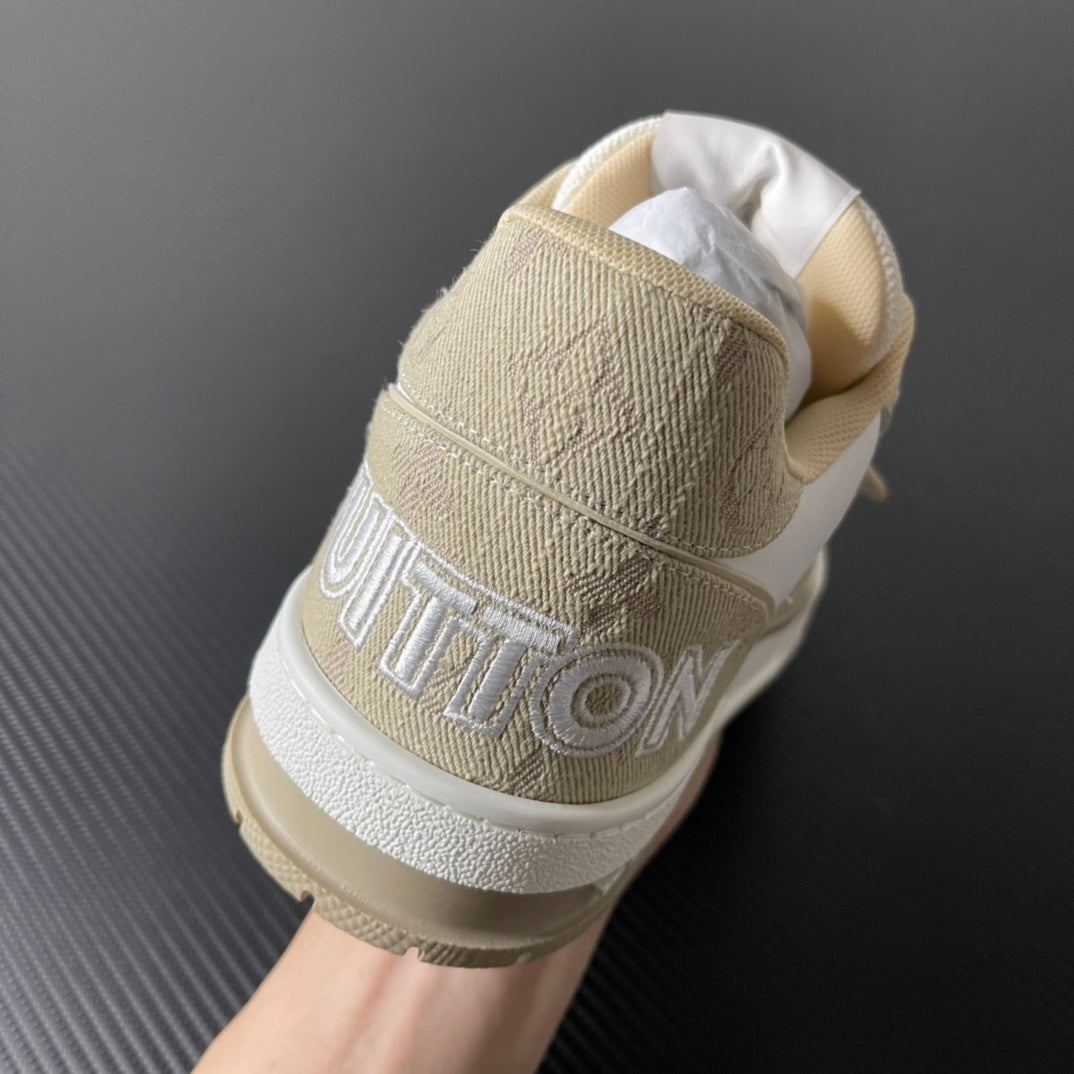 Louis Vuitton Trainer “Beige White”