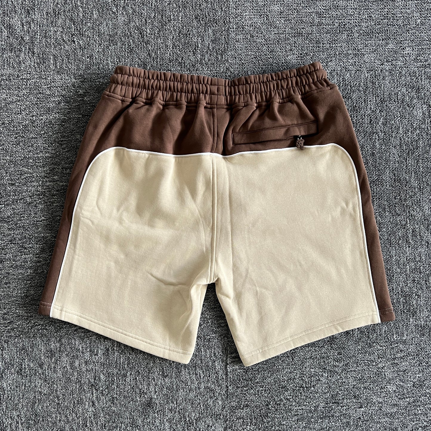 Syna World Short “Brown Beige”