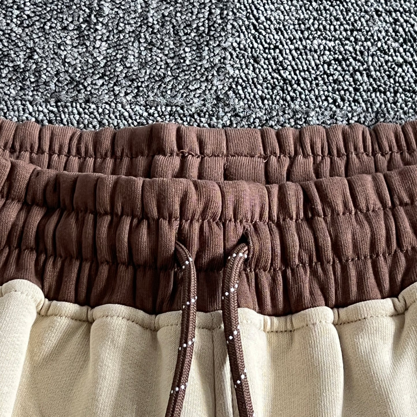 Syna World Short “Brown Beige”