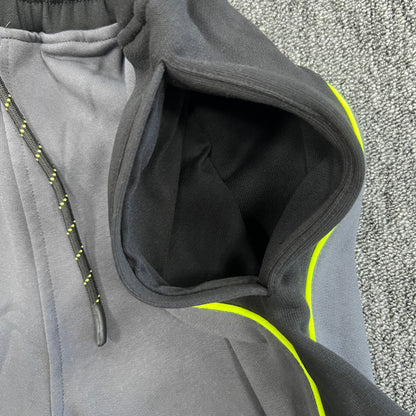 Syna World Short “Black Grey”