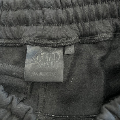 Syna World Short “Black Grey”
