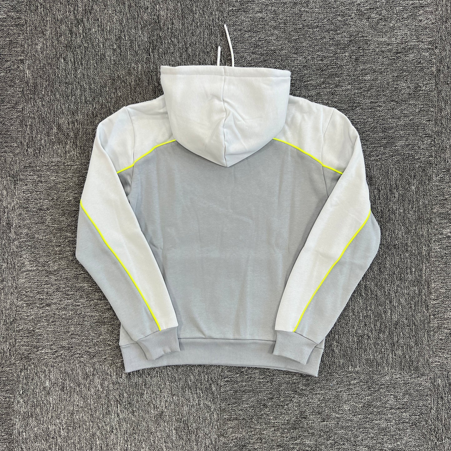 Syna World Hoodie “Light Grey”