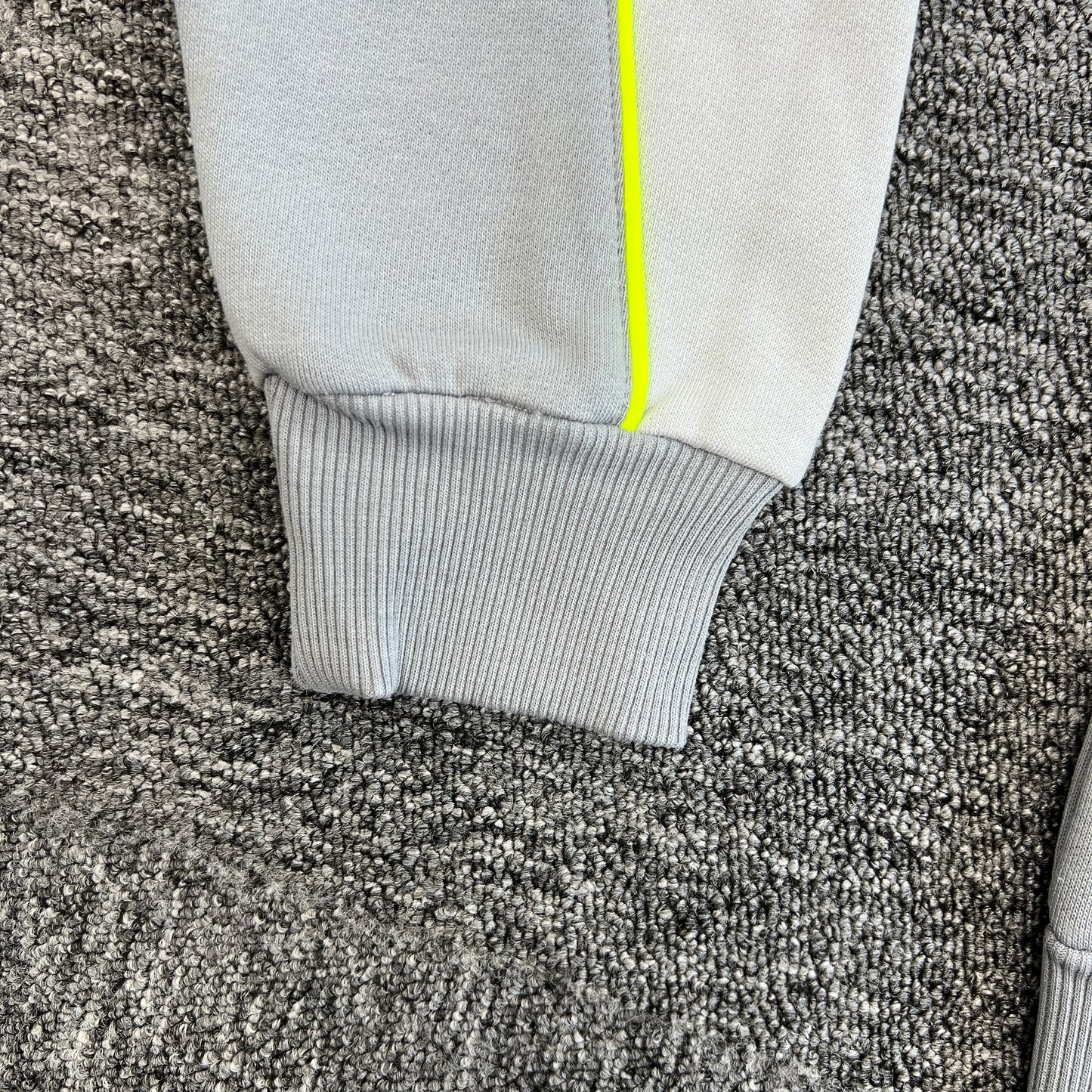 Syna World Hoodie “Light Grey”