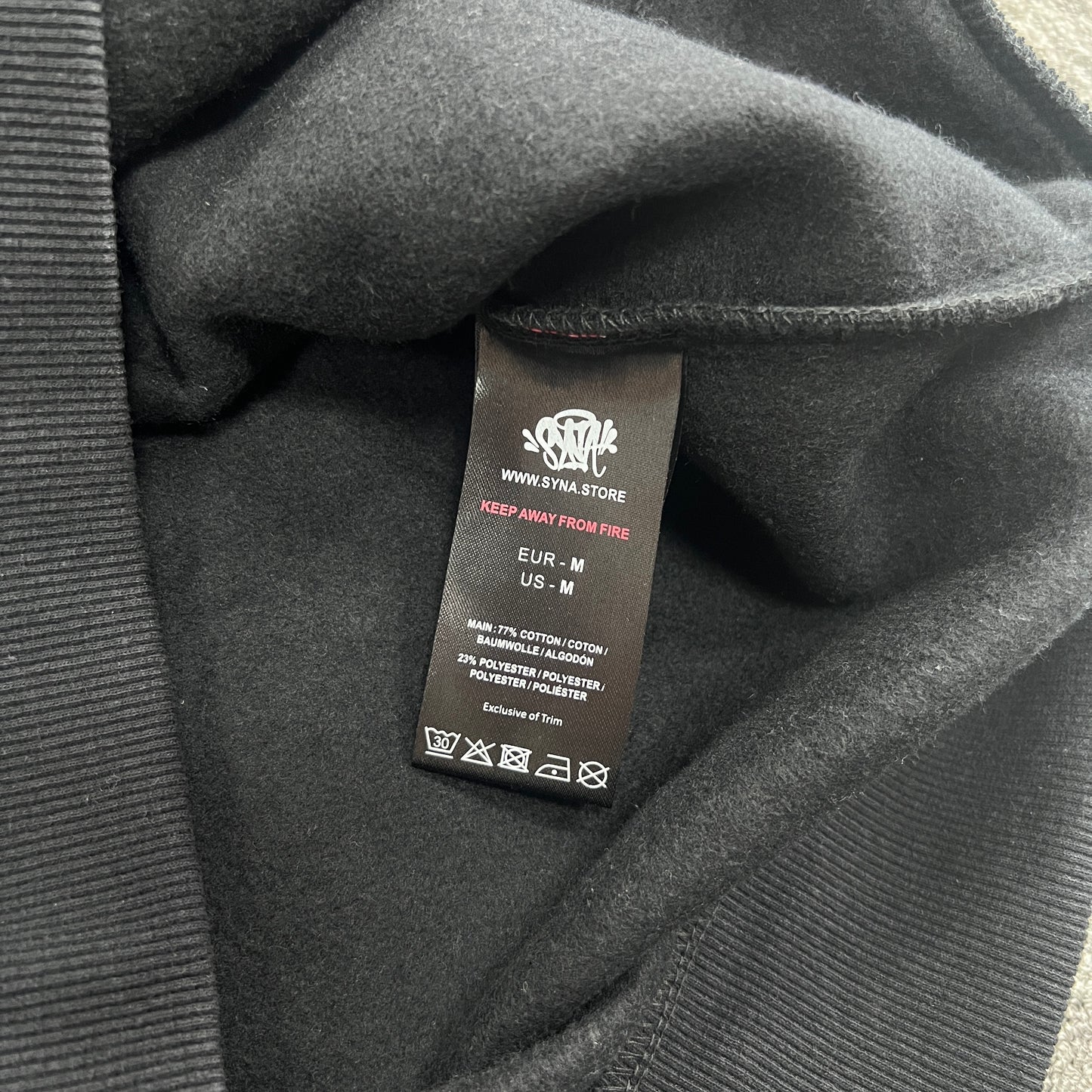 Syna World Hoodie “Grey Black”