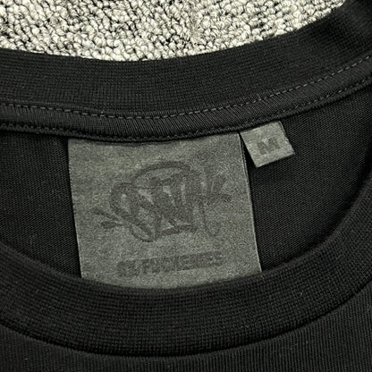 Syna World Outline Tee “Black”