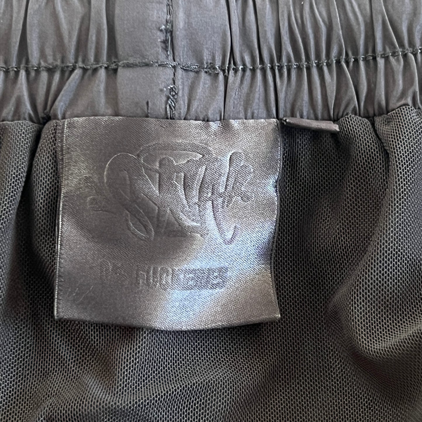 Syna World Outline Short “Black”