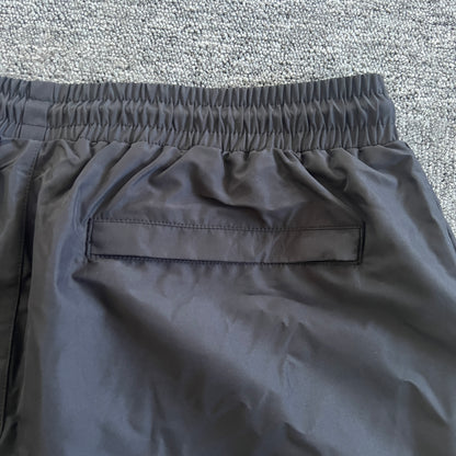 Syna World Outline Short “Black”