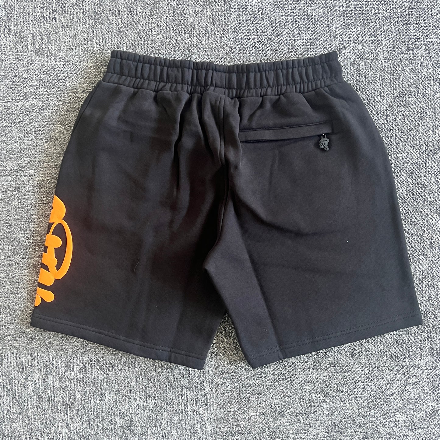 Syna World “Black Orange”