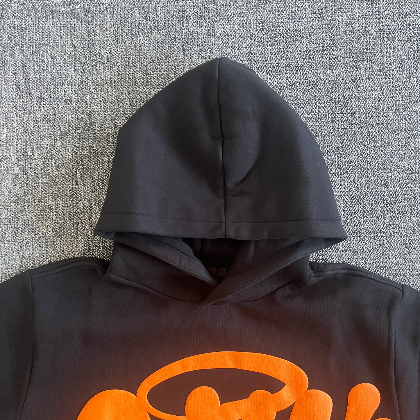 Syna World “Black Orange”