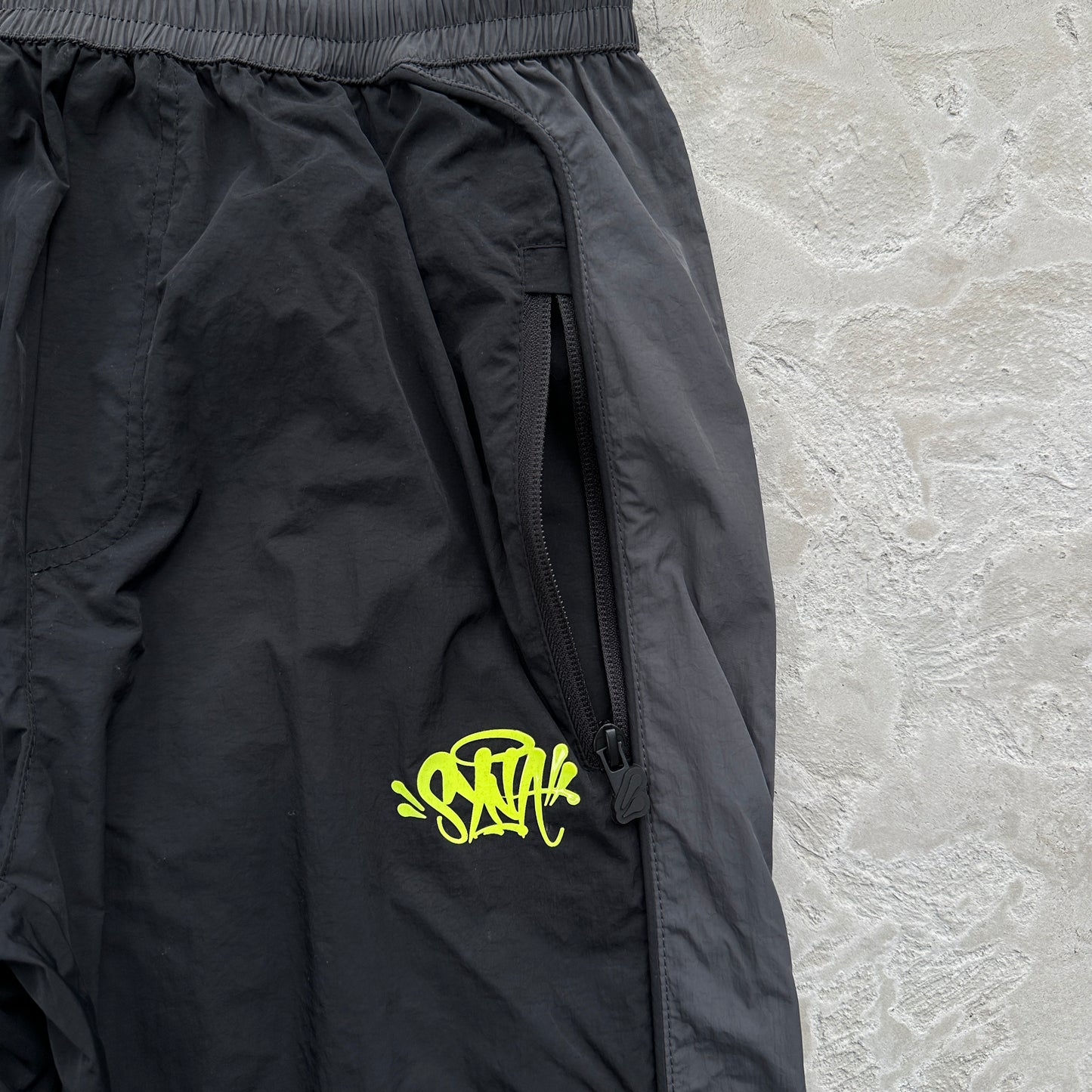 Syna World Team Pipe “Black Green”