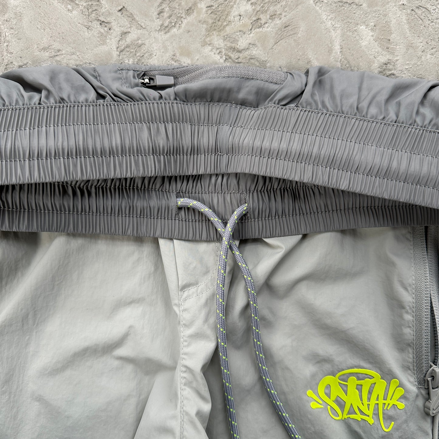 Syna World Team Pipe “Grey Green”