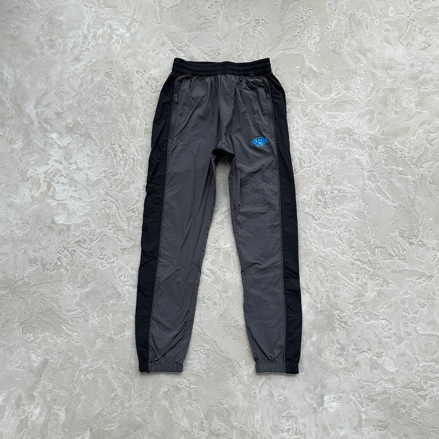 Syna World Team Pipe “Black Blue”