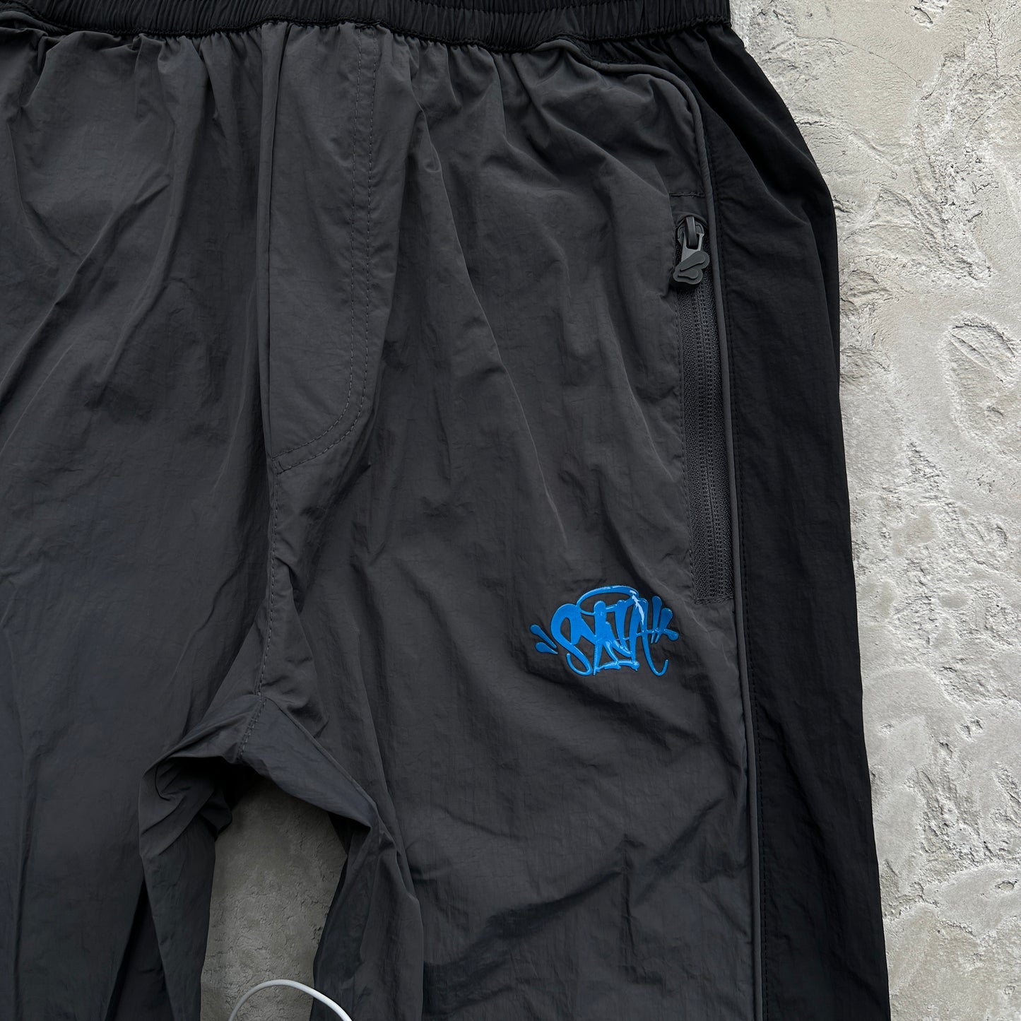 Syna World Team Pipe “Black Blue”