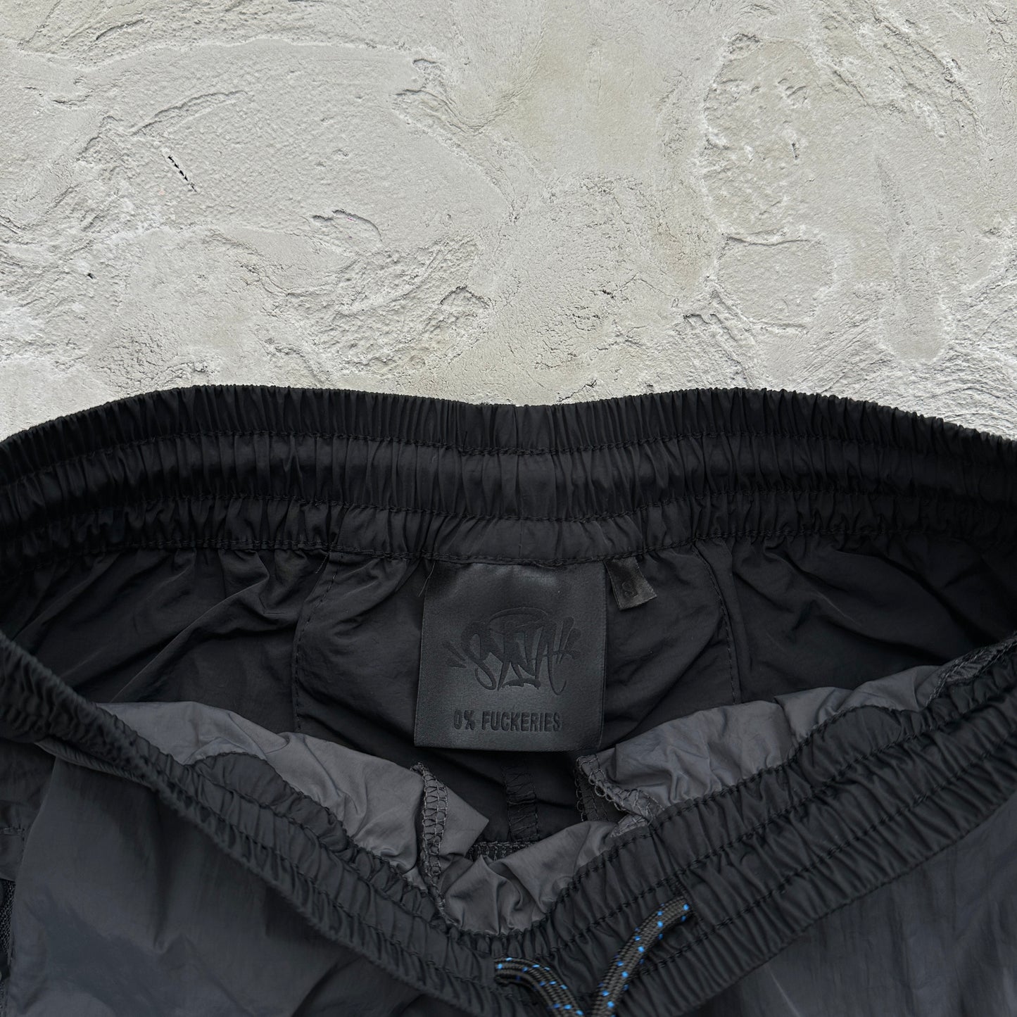 Syna World Team Pipe “Black Blue”
