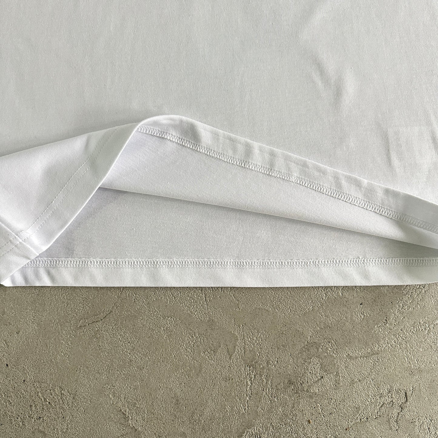 Syna World Pixel “White”