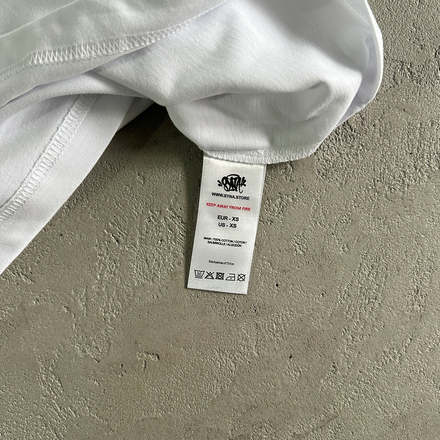 Syna World Pixel “White”