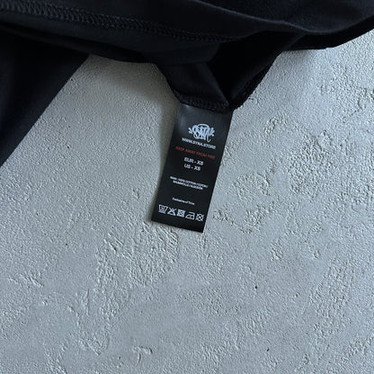 Syna World Tee “Black”
