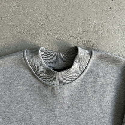 Syna World Round Neck “Greay”