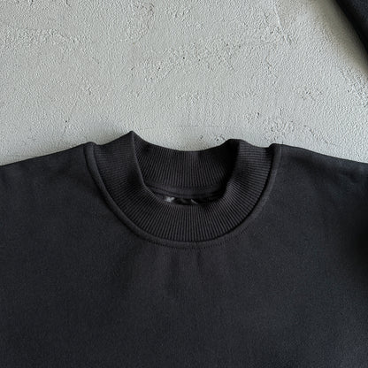 Syna World Round Neck “Black”