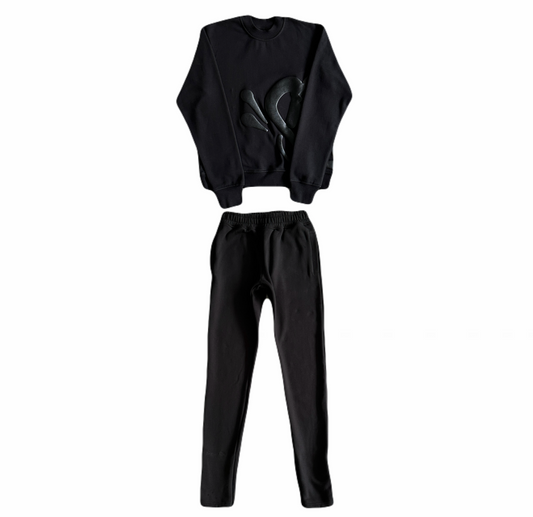 Syna World Round Neck “Black”