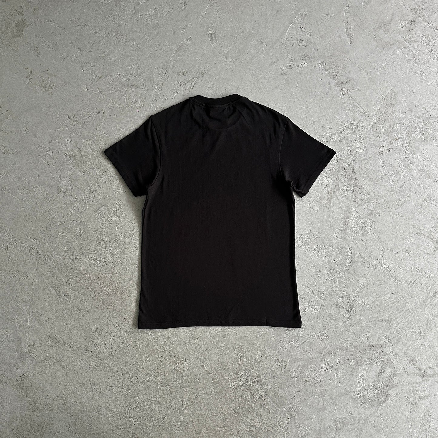 Syna World Wages Tee “Black”