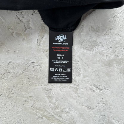 Syna World x Nemzzz Rents Due Tee “Black”