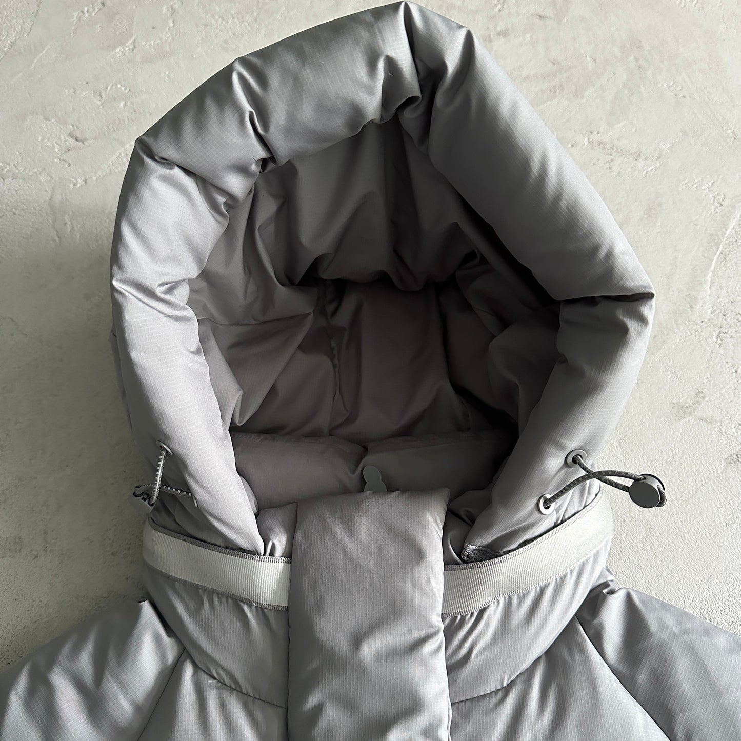 Syna World Down Jacket “Grey”