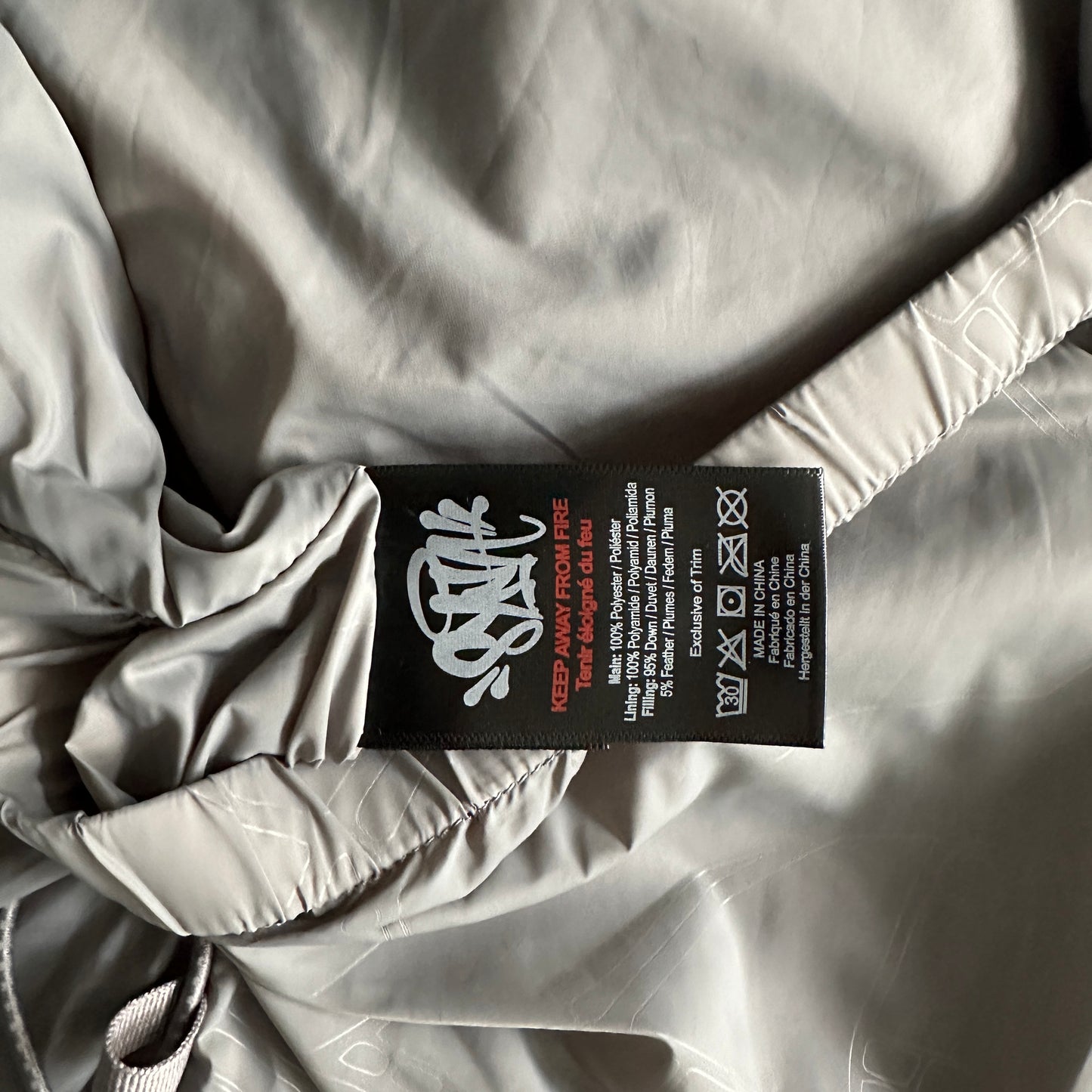Syna World Down Jacket “Grey”