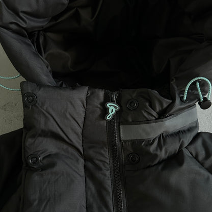 Syna World Down Jacket “Black Blue”