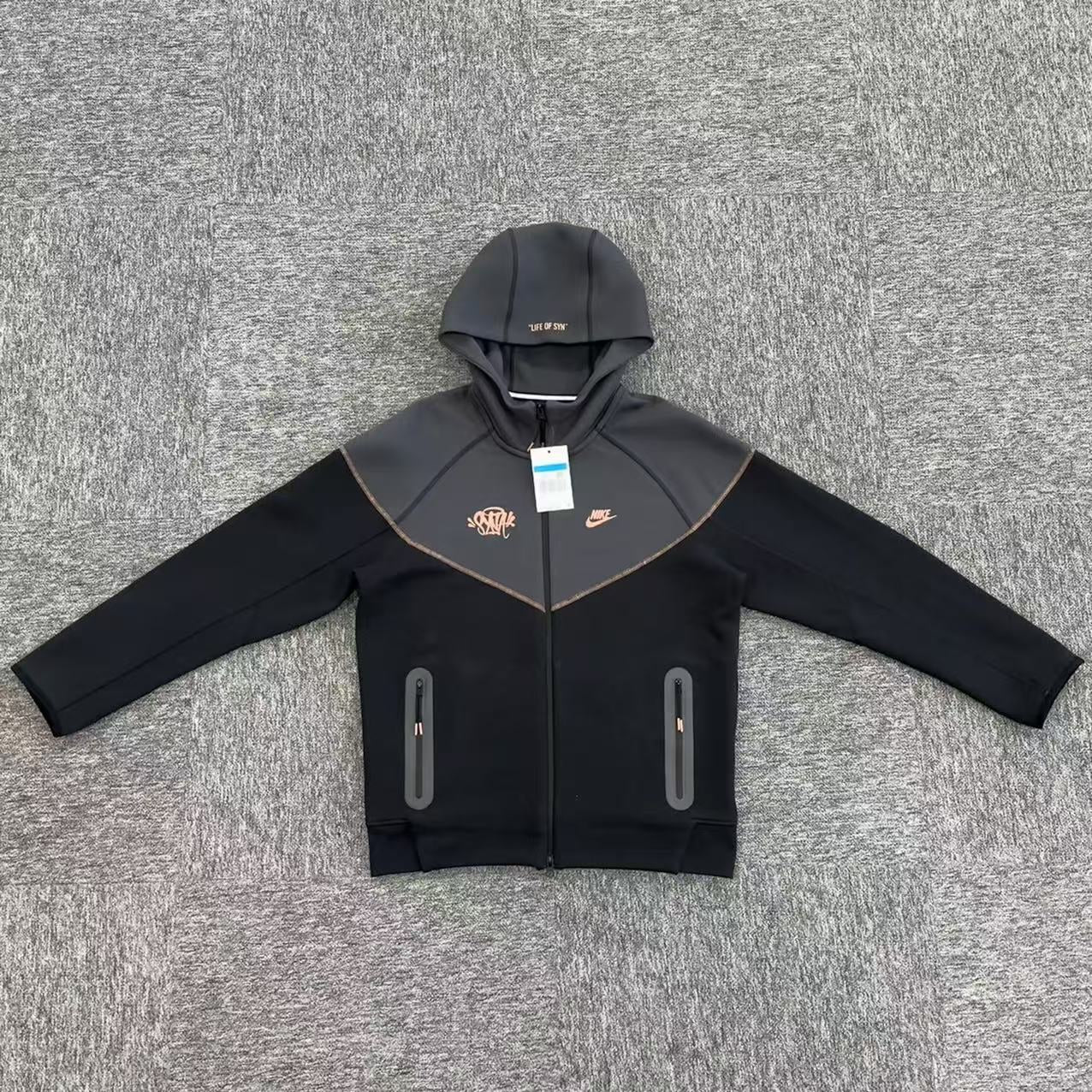 Syna x Nike Tech Fleece