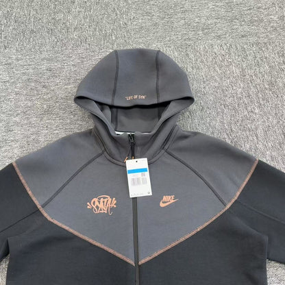 Syna x Nike Tech Fleece