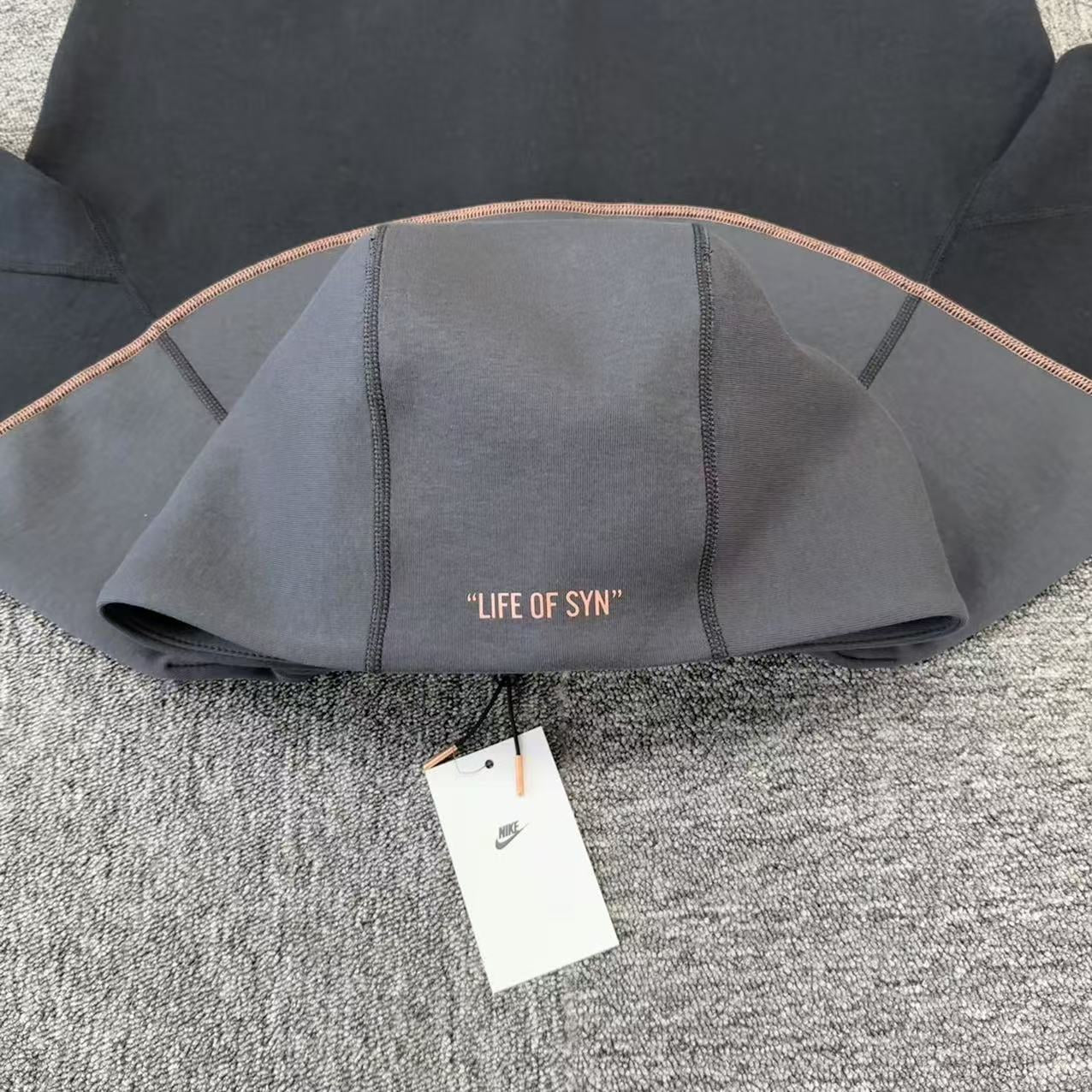 Syna x Nike Tech Fleece