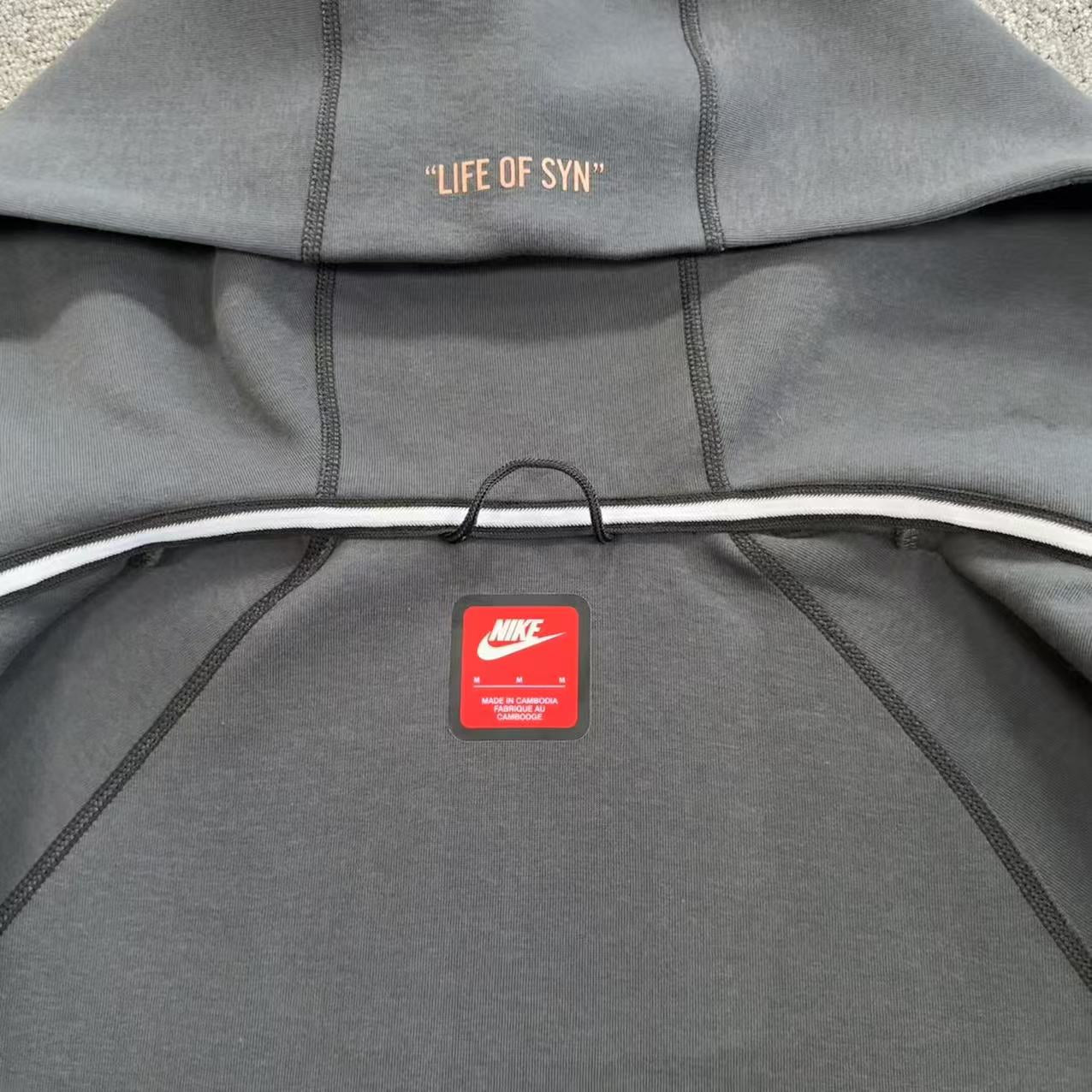 Syna x Nike Tech Fleece