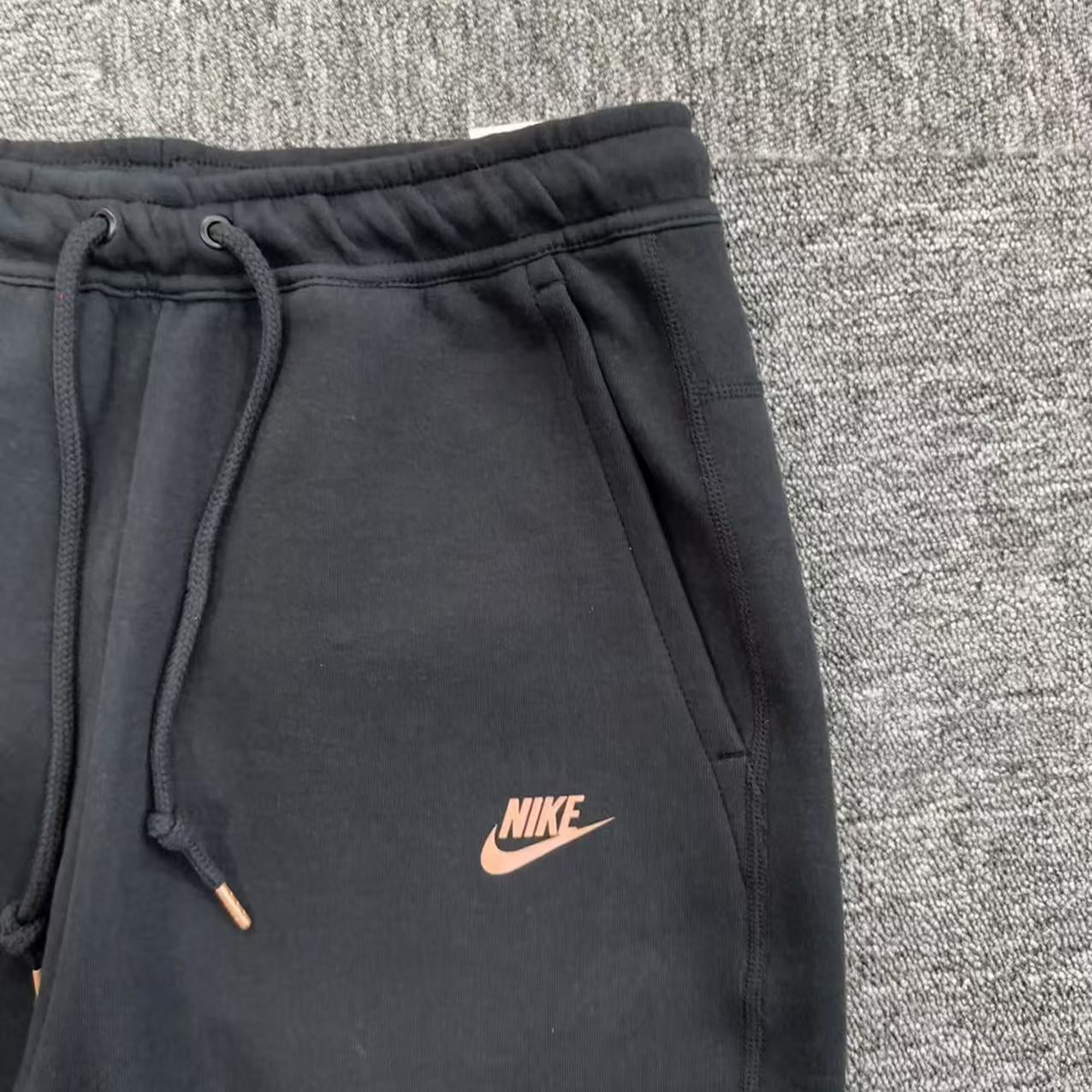 Syna x Nike Tech Fleece