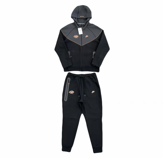 Syna x Nike Tech Fleece