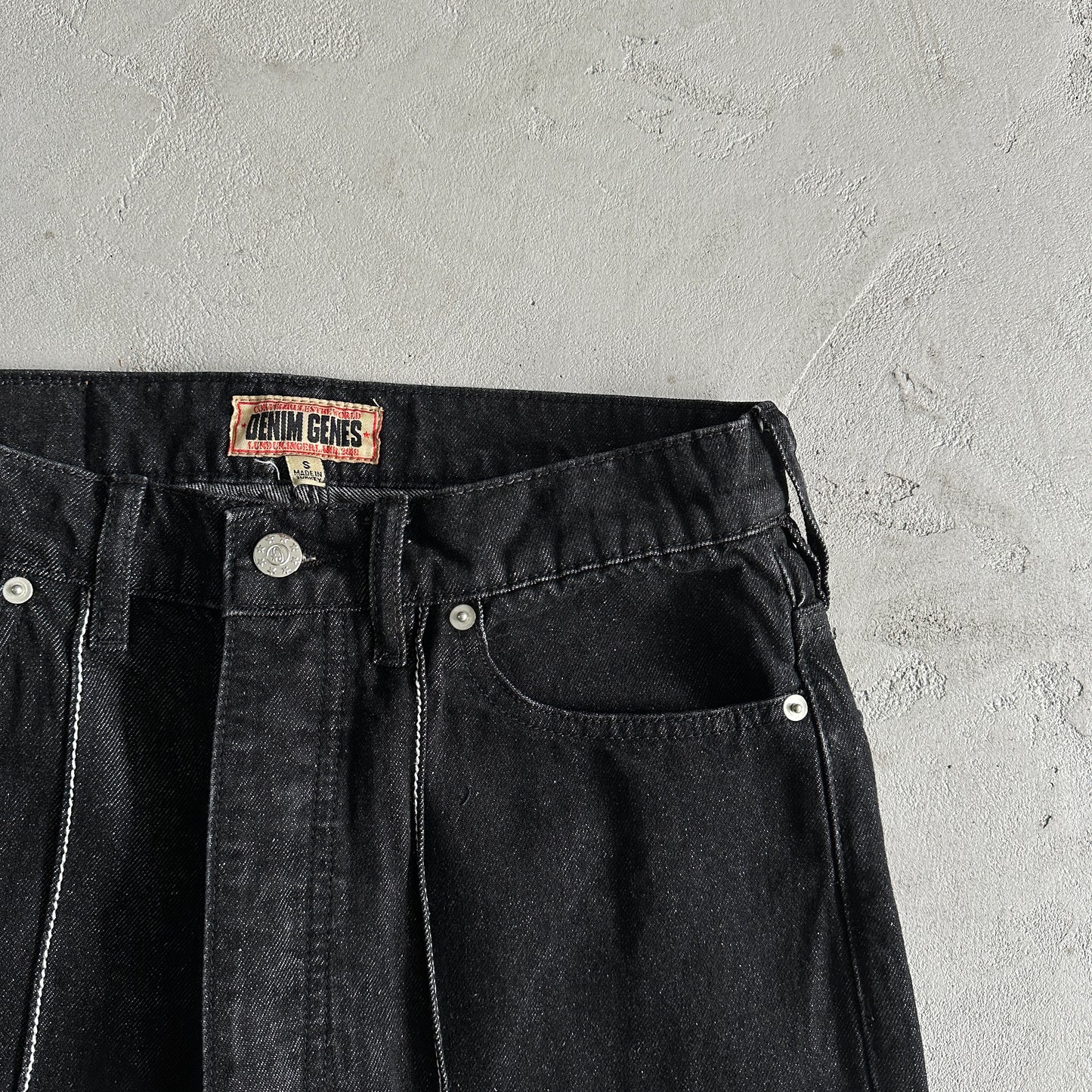 Corteiz Star Denim Pants “Dark White”