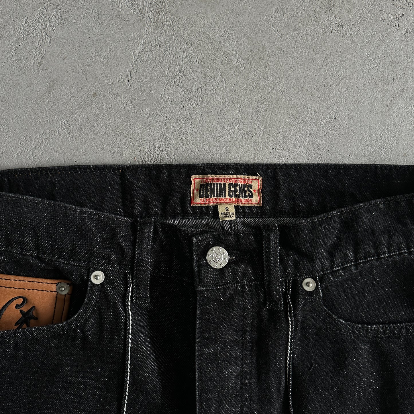 Corteiz Star Denim Pants “Dark White”