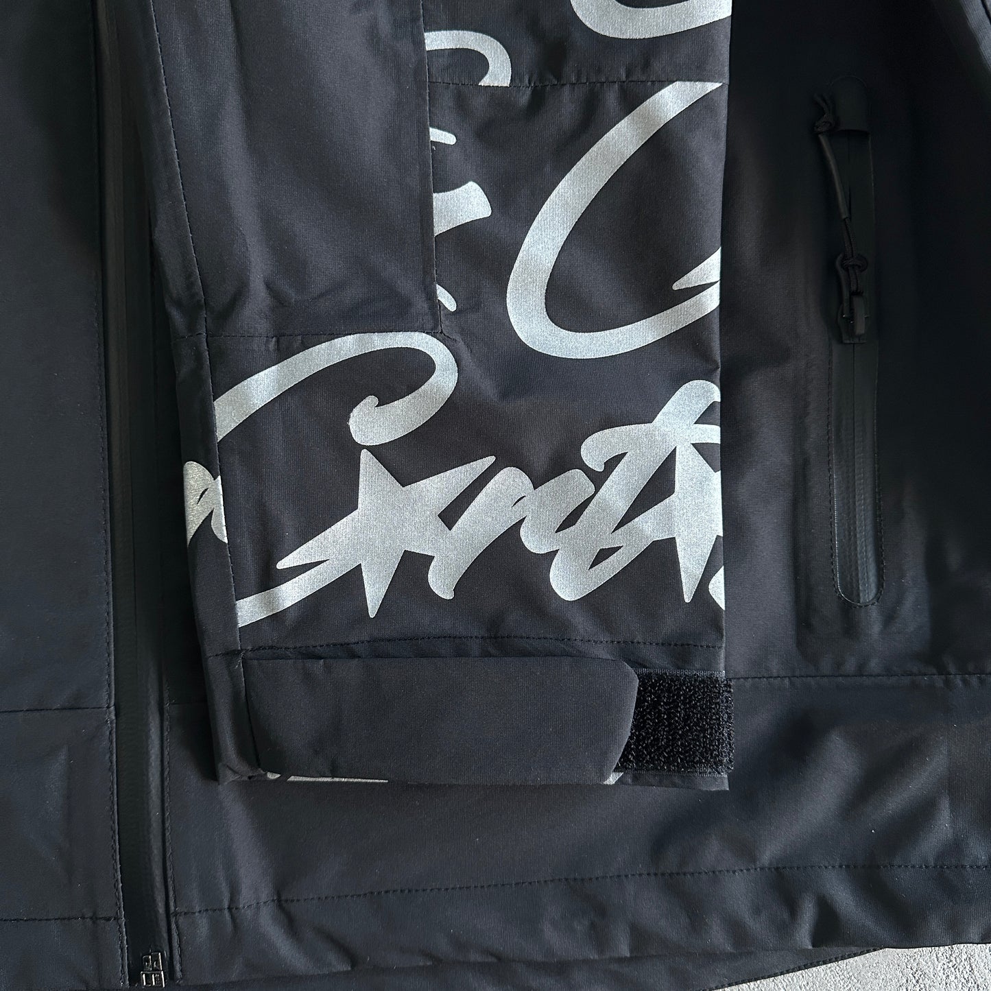 Corteiz Elitework Waterproof Shell Jacket “Black”