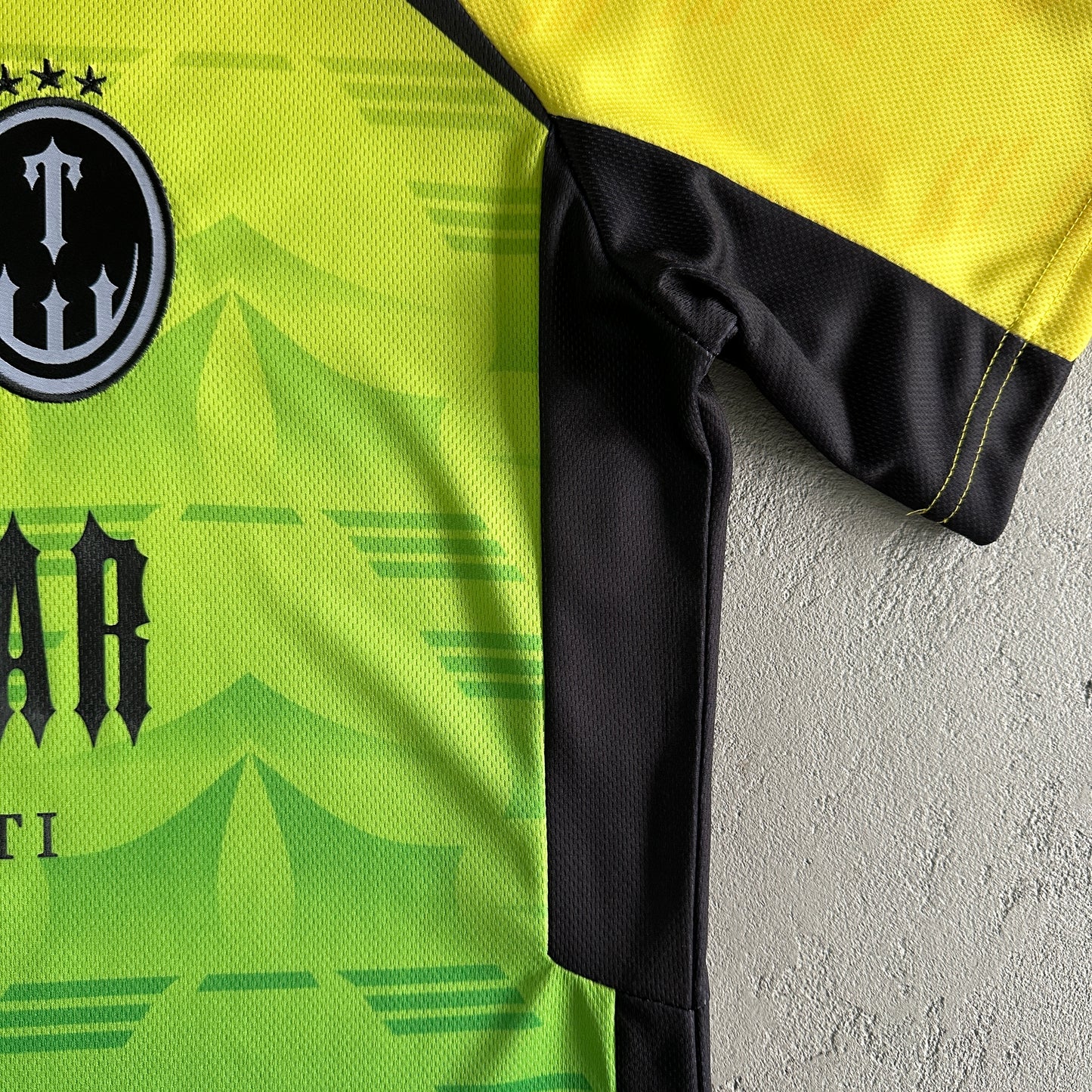 Trapstar Football T-Shirt “Yellow Green”