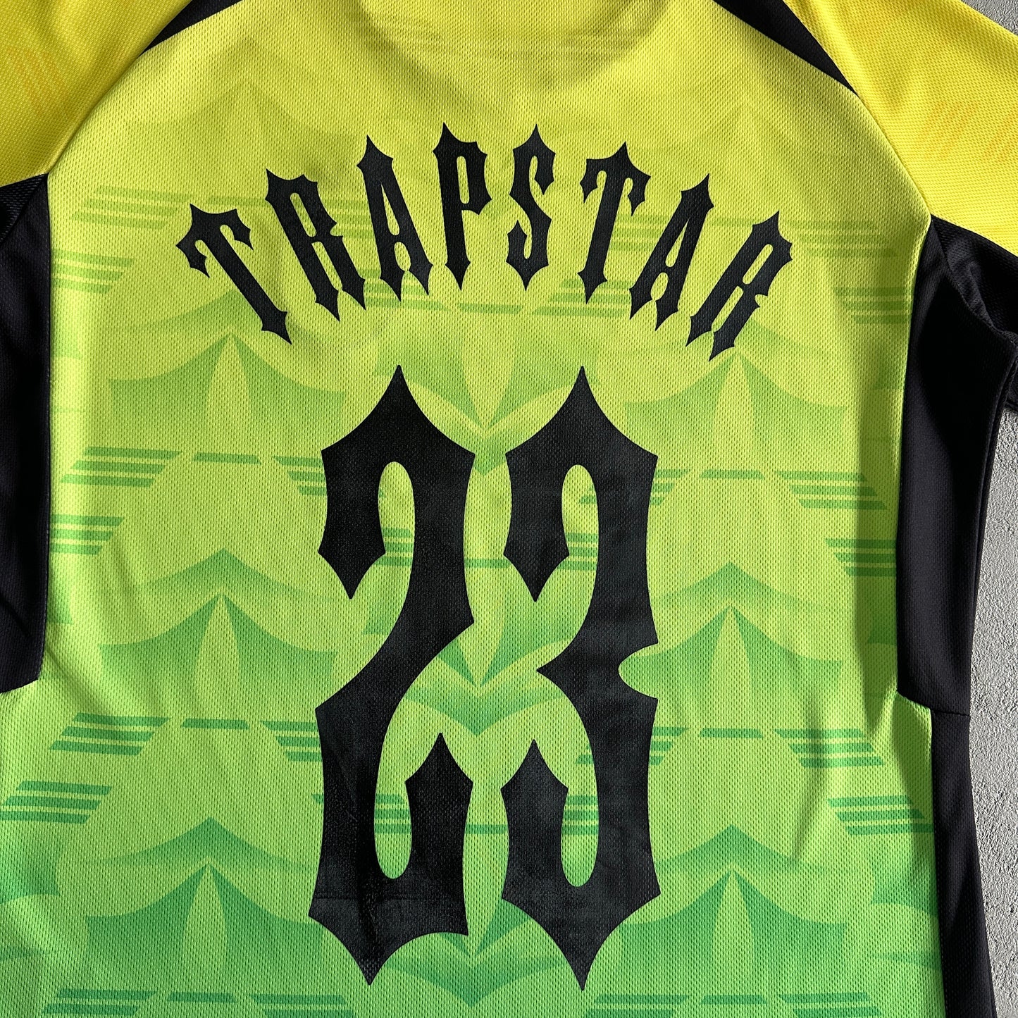 Trapstar Football T-Shirt “Yellow Green”