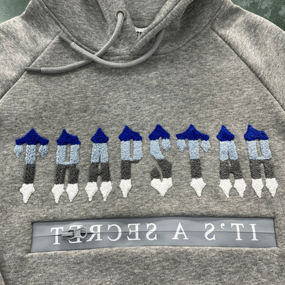Conjunto Trapstar Chenille Decoded 2.0 Hoodie “Grey”