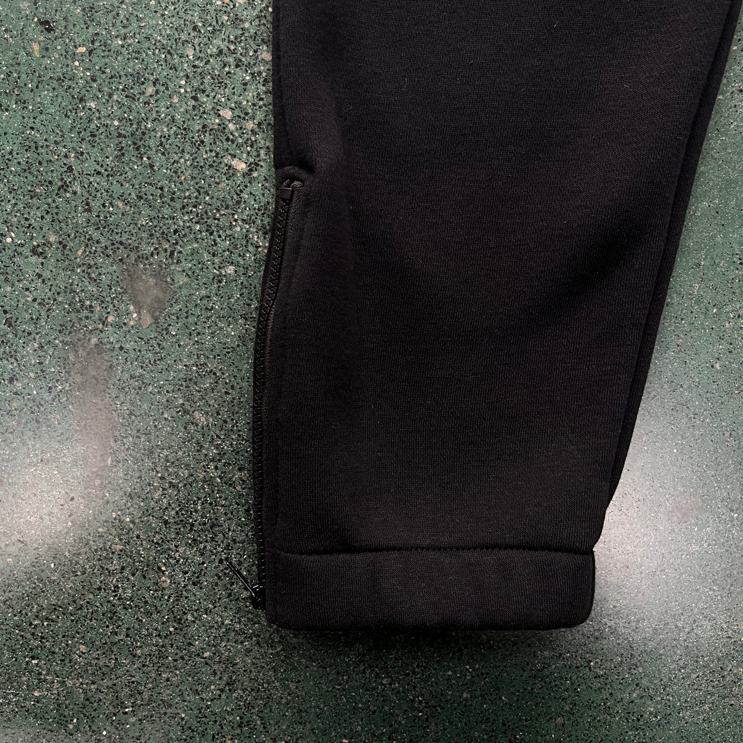 Conjunto Trapstar Chenille Decoded 2.0 Hoodie “Black”